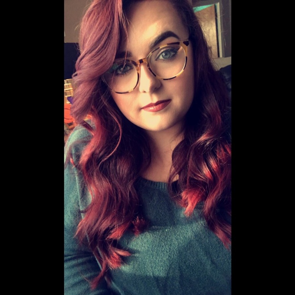 Meet your Posher, Ashley